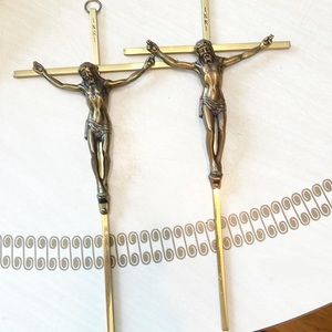 vintage brass Jesus cross crucifix wall hanging
